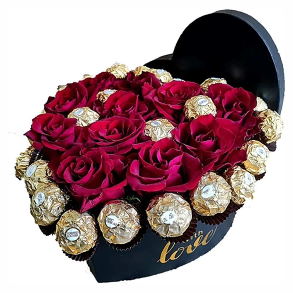 Сет - "Обичам те!" (Рози и бонбони Ferrero Rocher) от Подари Цвете, доставки в Радомир и Дупница.